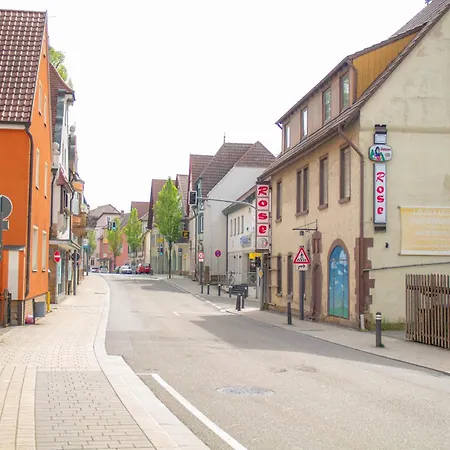 F&f - 3 Og - Zentral Mit Kostenfreien Privatparkplaetzen Und Wlan Prázdninový dům