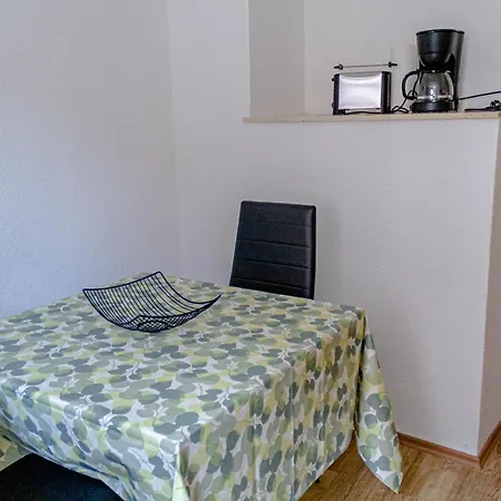 F&f - 3 Og - Zentral Mit Kostenfreien Privatparkplaetzen Und Wlan Ilsfeld
