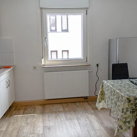 Prázdninový dům F&f - 3 Og - Zentral Mit Kostenfreien Privatparkplaetzen Und Wlan